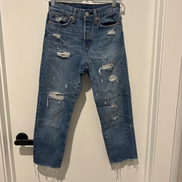 LEVI’S DENIM JEANS - Picture 1 of 5
